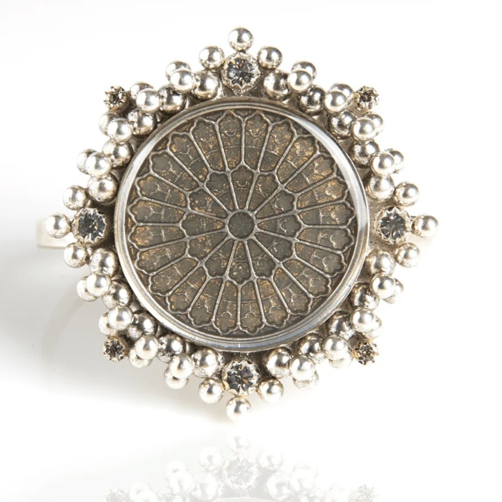 VSA Cloister Grande Mystical Rose Cuff